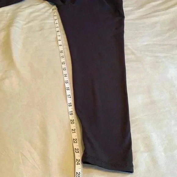 Isabel Maternity Black Size Large Leggings. - Picture 8 of 8